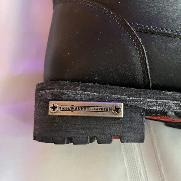 Milwaukee leather boots size 8 . - Picture 5 of 5
